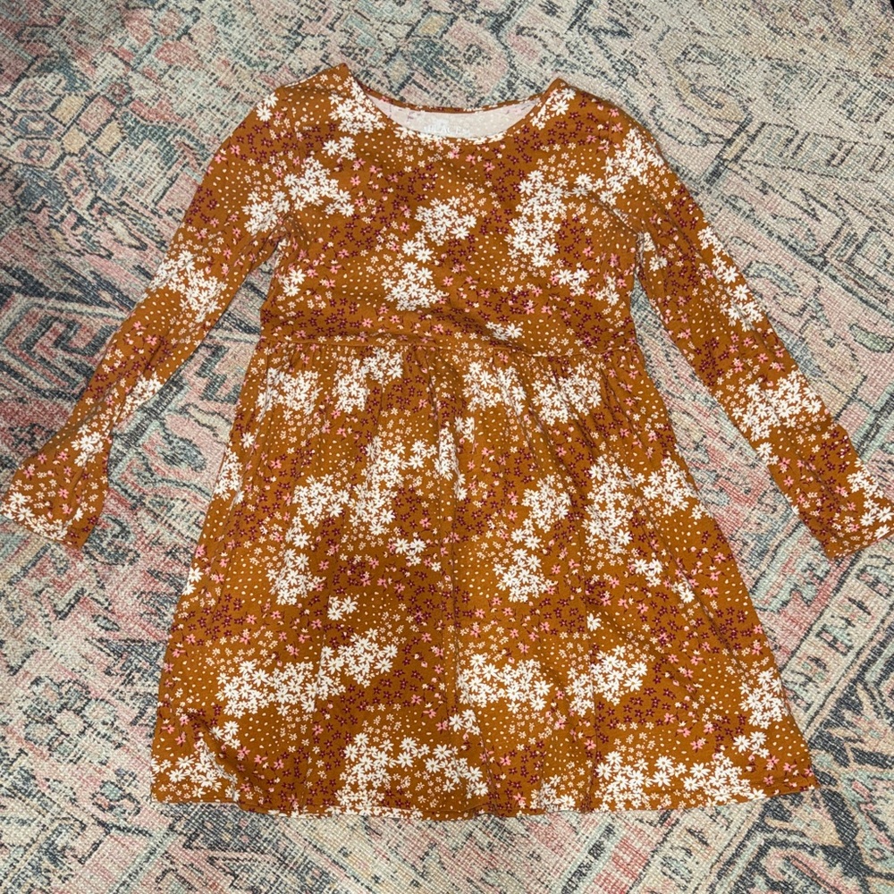 Place Floral Long Sleeve Dress in Brown and White